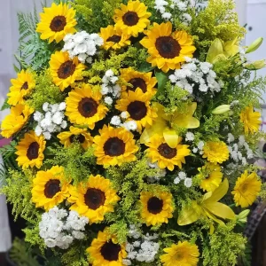 Coroa de Flores - Mix de Flores Amarelas e Brancas