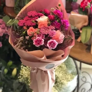 Buquê de Flores em Papel Rosé