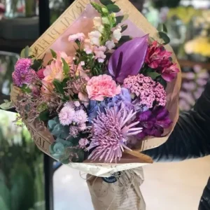 Buquê de Flores Lilás