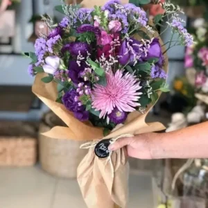 Buquê de Flores Roxo