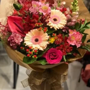 Buquê de Flores Mistas