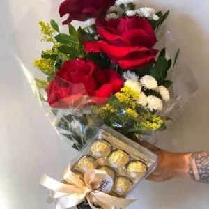 3 Rosas para Presente com Chocolate