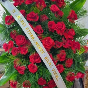 Coroa de Flores - Rosas Vermelhas Importadas