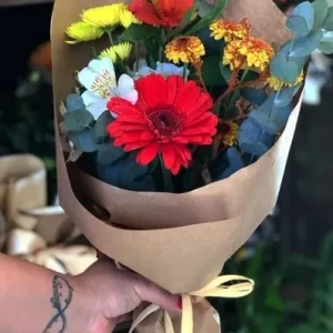 Buquê de Flores Mistas