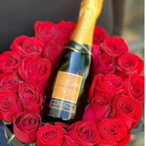 Box de Rosas com Chandon Baby